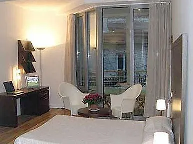 Residhotel Imperial Rennequin Parijs Aparthotel