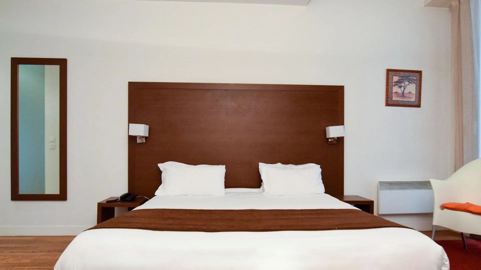 *** Aparthotel Residhotel Imperial Rennequin Paris France