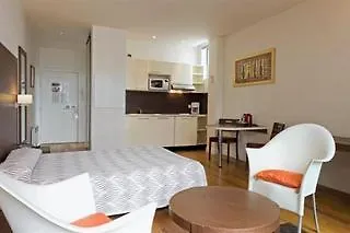 *** Aparthotel Residhotel Imperial Rennequin Paris France
